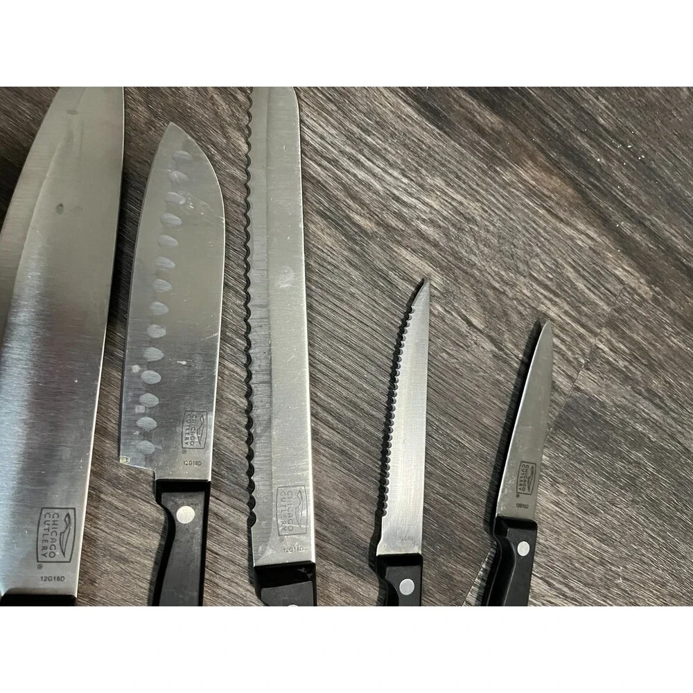Chicago Cutlery Steak Knife Lot Of 9  USA Black Handle Serrated Sharp Very Nice